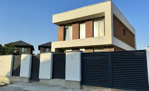 Дом 160м&sup2;, 2-этажный, участок 4 сот.  