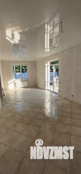 Дом 135м&sup2;, 2-этажный, участок 6 сот.  