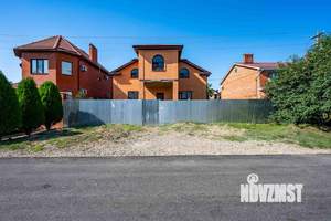 Дом 254м², 2-этажный, участок 6 сот.  
