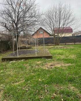 Дом 143м&sup2;, 1-этажный, участок 4 сот.  