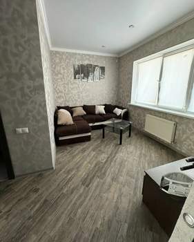 Дом 106м&sup2;, 2-этажный, участок 2 сот.  