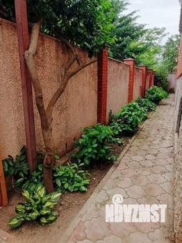 Дом 658м&sup2;, 2-этажный, участок 7 сот.  