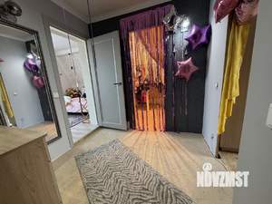 Дом 80м&sup2;, 2-этажный, участок 4 сот.  