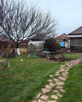 Дом 36м&sup2;, 2-этажный, участок 10 сот.  