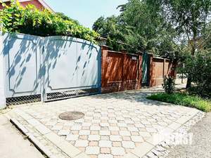 Дом 162м&sup2;, 2-этажный, участок 3 сот.  