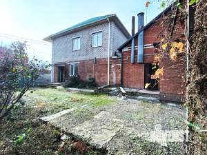 Дом 328м&sup2;, 2-этажный, участок 5 сот.  