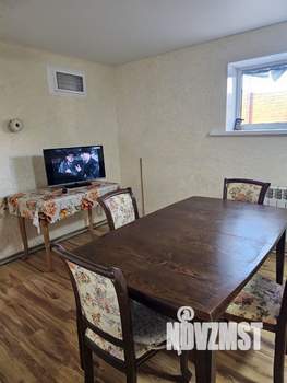 Дом 300м², 2-этажный, участок 10 сот.  