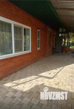 Дом 60м&sup2;, 2-этажный, участок 6 сот.  