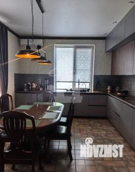 Дом 170м&sup2;, 1-этажный, участок 10 сот.  