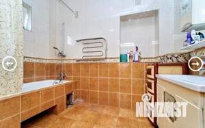 Дом 260м², 2-этажный, участок 10 сот.  