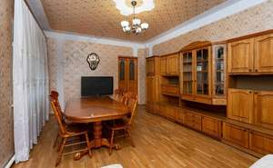 Дом 202м&sup2;, 2-этажный, участок 5 сот.  