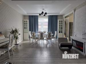 Дом 160м&sup2;, 2-этажный, участок 6 сот.  