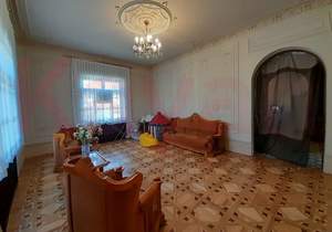 Дом 226м², 2-этажный, участок 6 сот.  