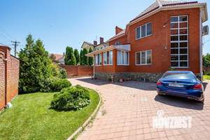 Дом 327м², 2-этажный, участок 9 сот.  