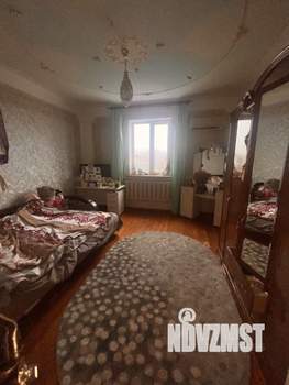 Дом 300м², 3-этажный, участок 12 сот.  