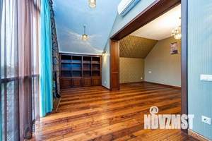 Дом 360м&sup2;, 2-этажный, участок 7 сот.  