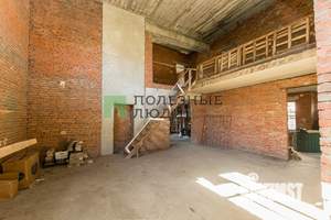 Дом 684м², 3-этажный, участок 8 сот.  