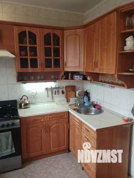 Дом 135м&sup2;, 2-этажный, участок 4 сот.  