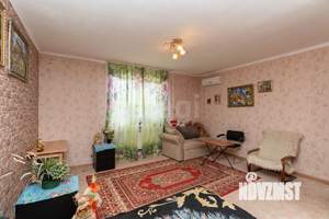 Дом 197м&sup2;, 3-этажный, участок 4 сот.  