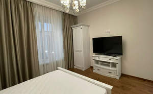 Дом 361м&sup2;, 2-этажный, участок 8 сот.  