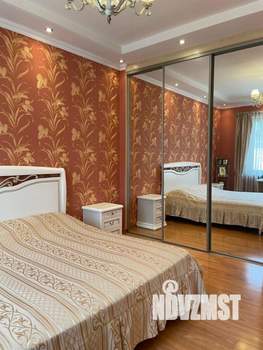 Коттедж 245м², 2-этажный, участок 8 сот.  