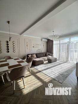 Дом 175м², 2-этажный, участок 4 сот.  