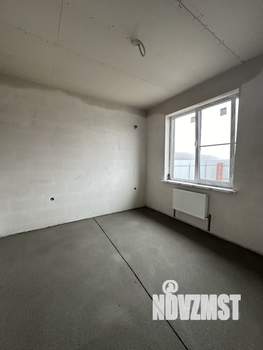 Дом 100м&sup2;, 1-этажный, участок 6 сот.  