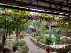 Дом 140м&sup2;, 2-этажный, участок 6 сот.  