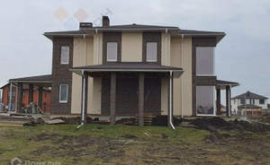 Дом 299м&sup2;, 2-этажный, участок 10 сот.  