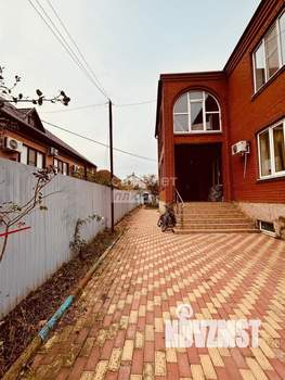 Дом 450м², 2-этажный, участок 8 сот.  