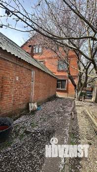 Дом 363м², 3-этажный, участок 7 сот.  