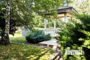 Дом 860м&sup2;, 2-этажный, участок 45 сот.  