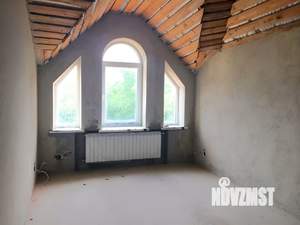 Дом 209м&sup2;, 2-этажный, участок 4 сот.  