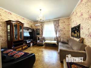 Коттедж 210м², 2-этажный, участок 6 сот.  