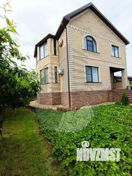 Дом 272м&sup2;, 2-этажный, участок 8 сот.  