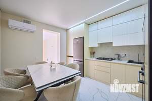 Дом 200м², 2-этажный, участок 2 сот.  