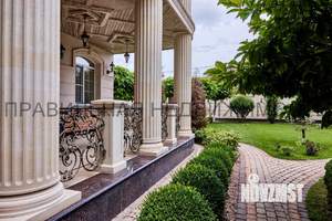 Дом 800м&sup2;, 2-этажный, участок 16 сот.  