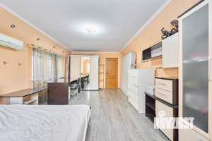 Дом 130м&sup2;, 2-этажный, участок 3 сот.  