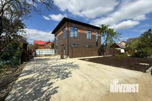 Дом 170м², 2-этажный, участок 3 сот.  