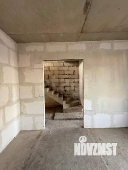 Таунхаус 96м&sup2;, 2-этажный, участок 1 сот.  