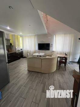 Дом 136м&sup2;, 2-этажный, участок 6 сот.  