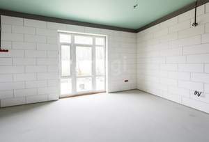 Дом 101м&sup2;, 2-этажный, участок 3 сот.  