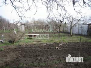 Дом 40м², 2-этажный, участок 6 сот.  