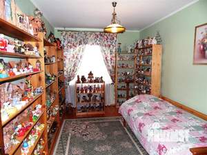 Дом 200м&sup2;, 2-этажный, участок 12 сот.  