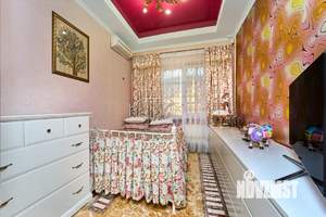 Дом 220м², 2-этажный, участок 21 сот.  