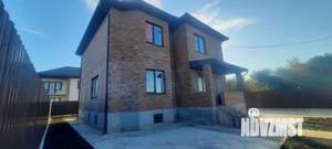 Дом 214м², 3-этажный, участок 4 сот.  