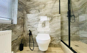 Дом 138м&sup2;, 2-этажный, участок 4 сот.  