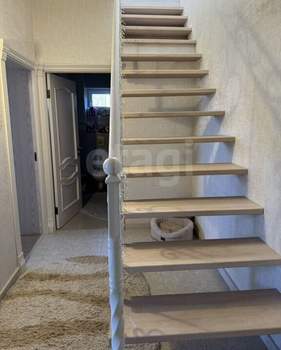 Дом 261м&sup2;, 3-этажный, участок 10 сот.  