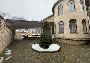 Дом 409м&sup2;, 2-этажный, участок 9 сот.  