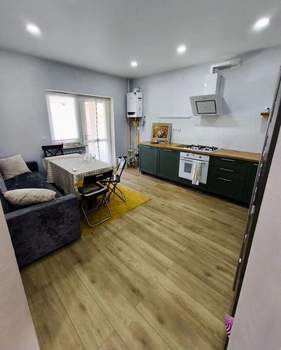 Дом 114м&sup2;, 2-этажный, участок 3 сот.  